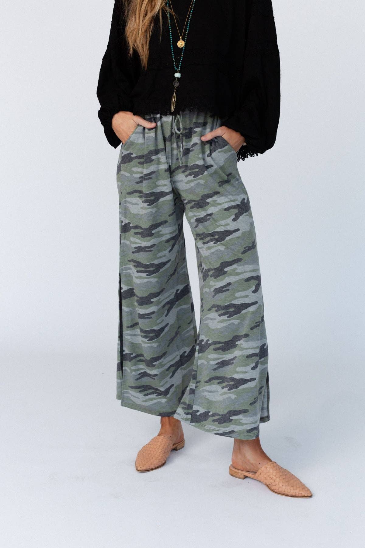 apparel Totally Casual Charcoal Camo Pant S