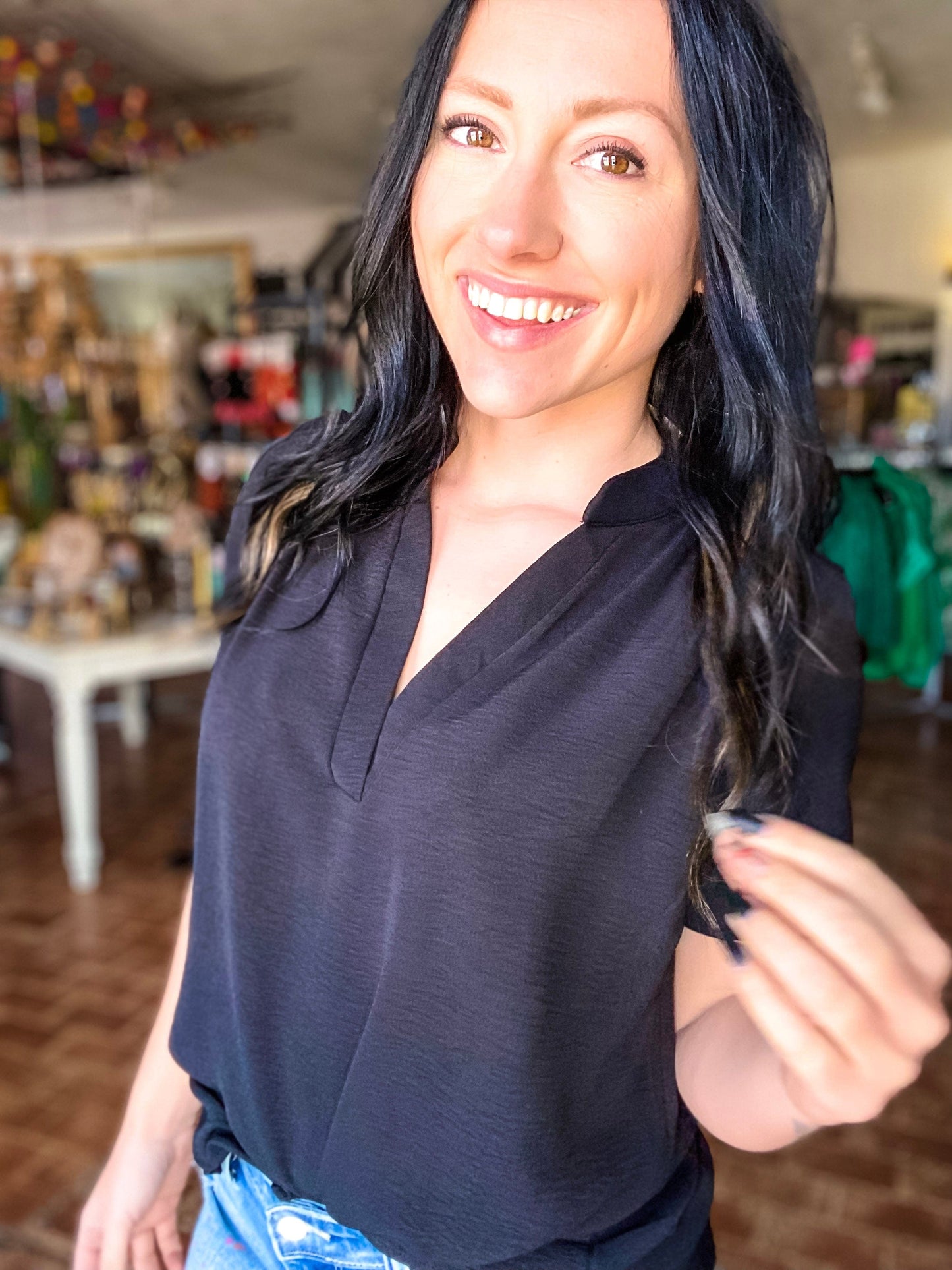 Tops Gabby V-neck Top-Black