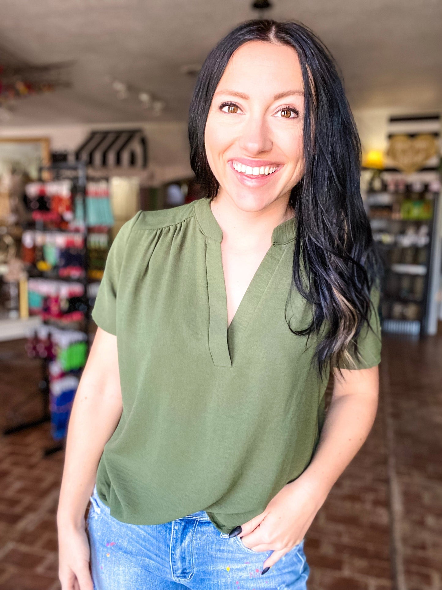 Tops Gabby V-neck Top-Olive