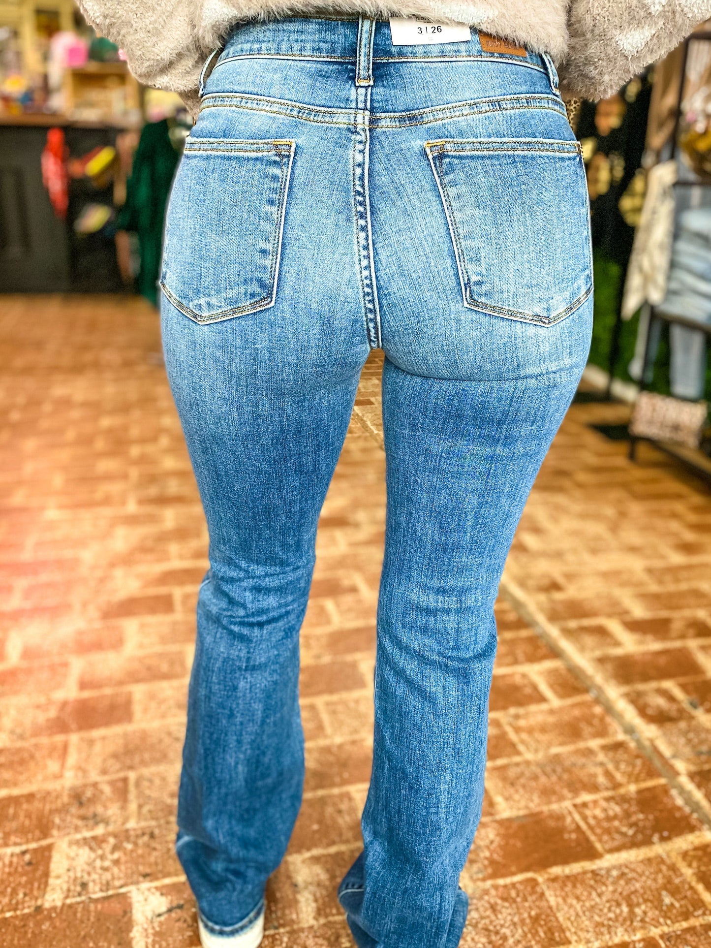 Bottoms Judy Blue Midrise Bootcut-Distressed