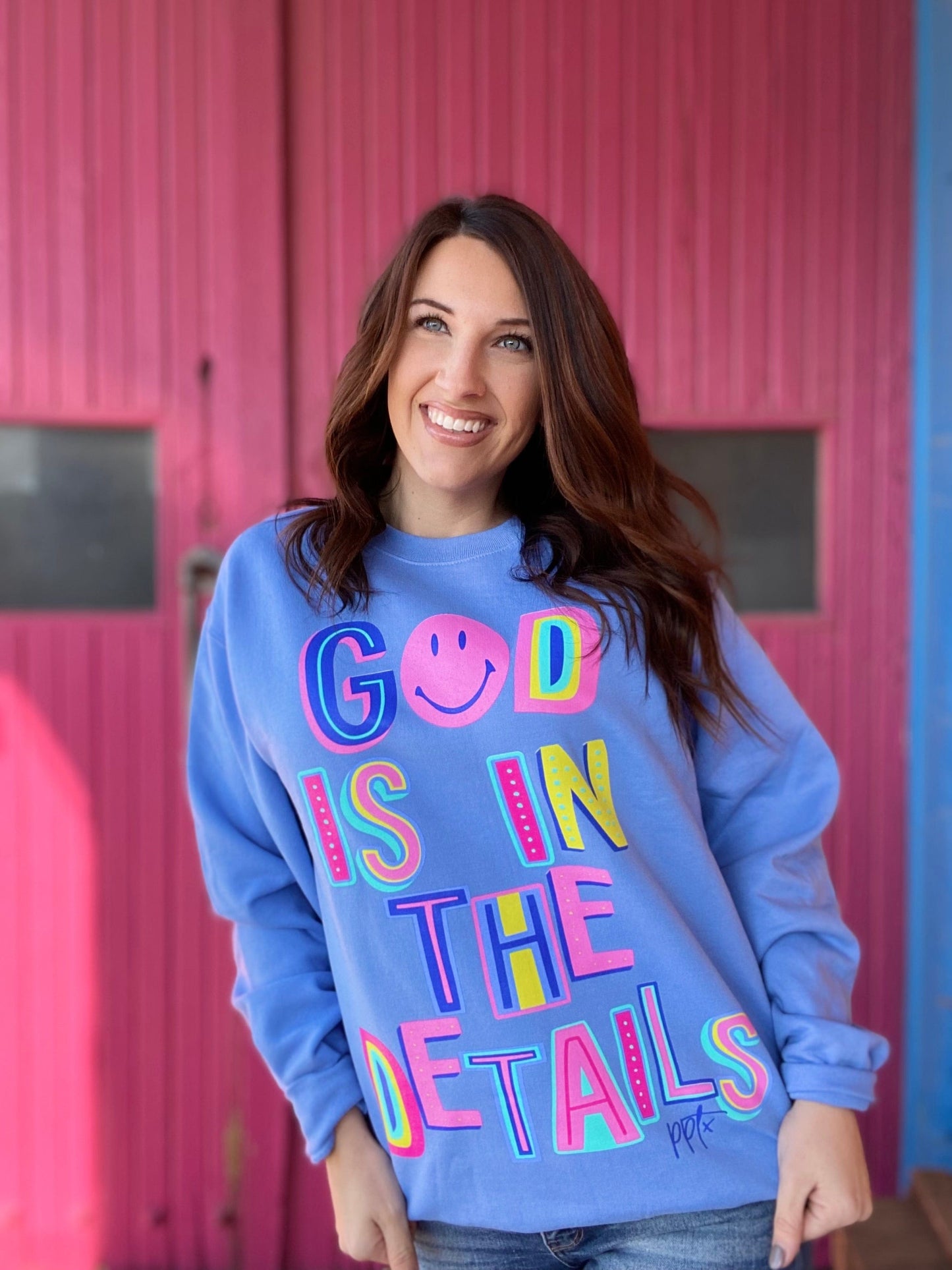 Graphic Tees God is in the Details Crewneck