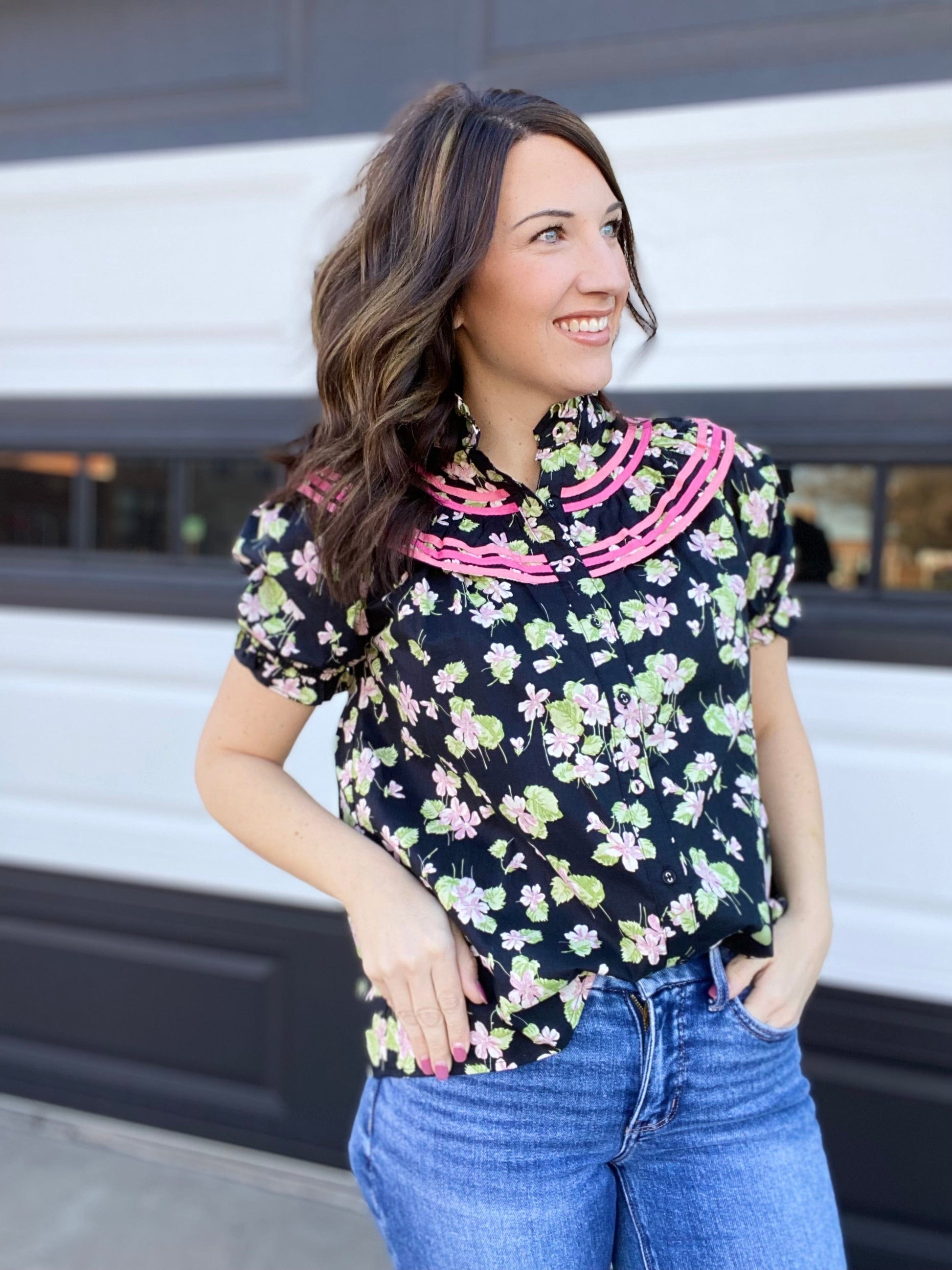 Tops Leena Oversized Collar Blouse